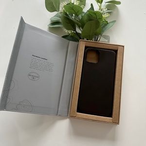 Nomad iPhone 12 /12 PRO leather case